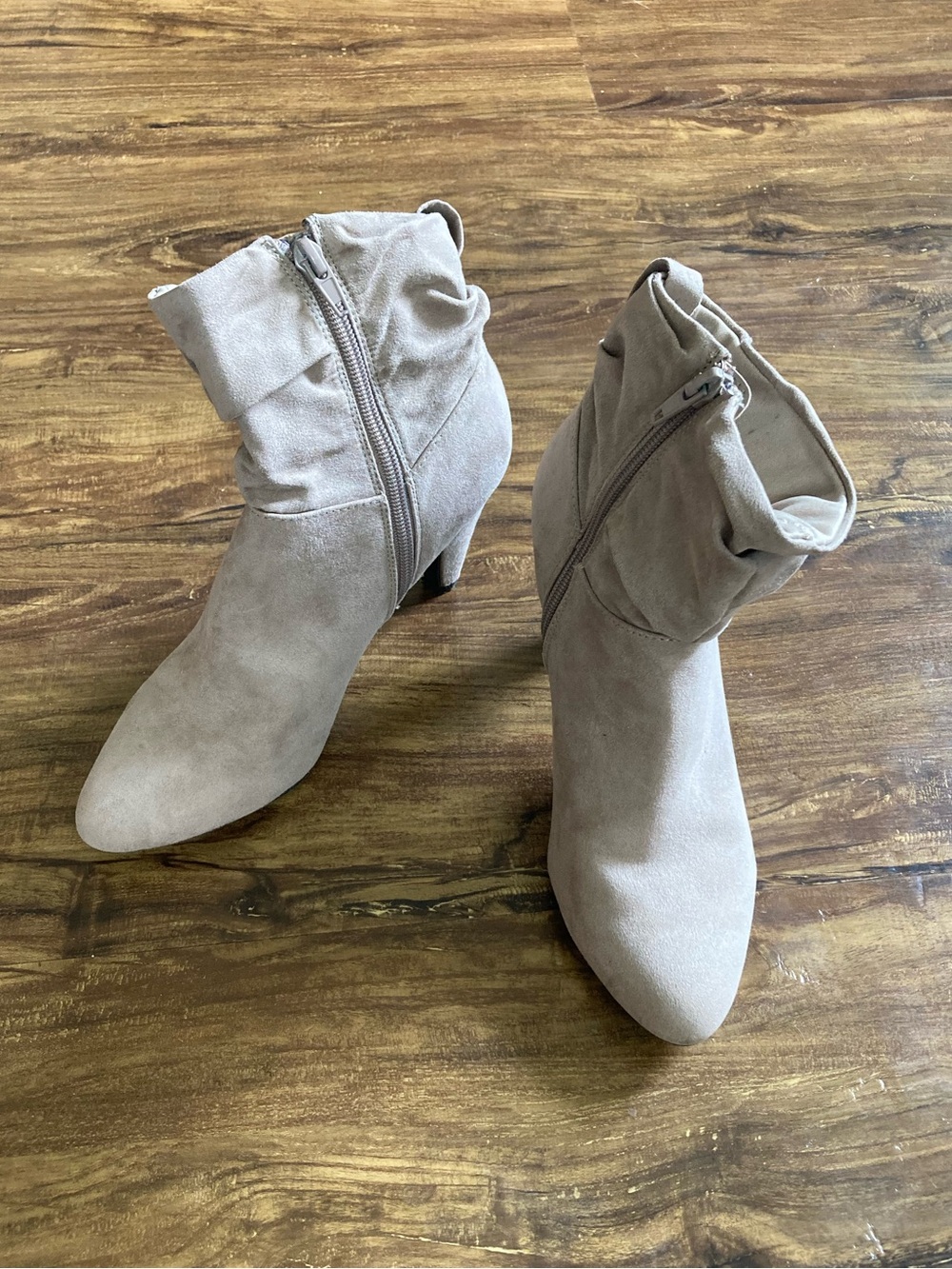 Women’s Taupe Slouch Ankle Boots - Stylish Zip Side Heel Size 7.5